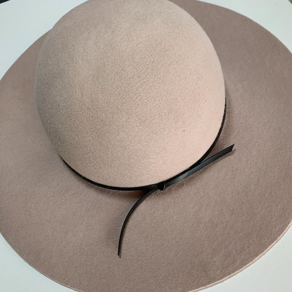 Ace of Something Wool Floppy Neutral Hat Black Tie - Picture 5 of 8